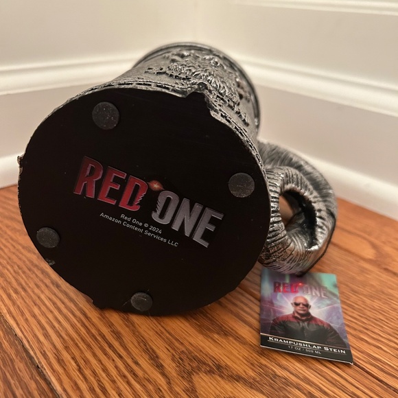 Red one movie promotion krampus stein mug 17oz. Regal cinema promo - Picture 7 of 7